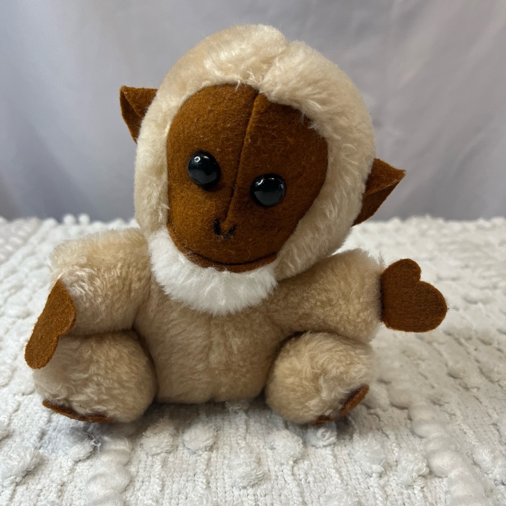 1976 R Dakin Vintage 6” Monkey Plush EUC Korea Filled With Ground Nutshells